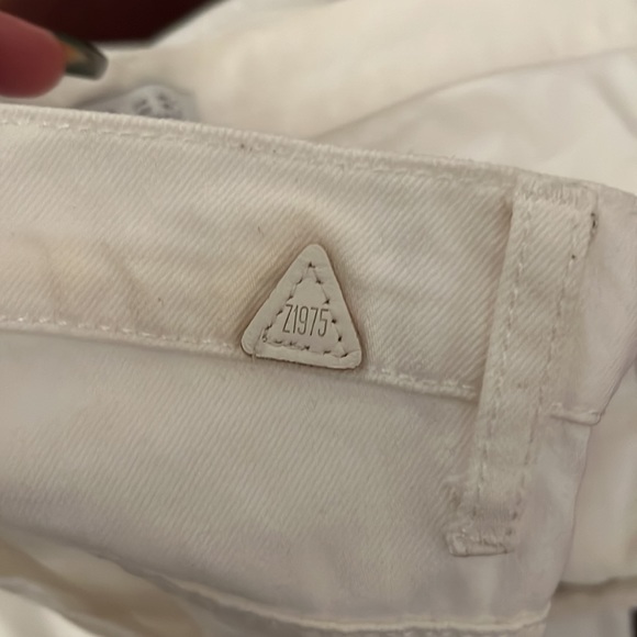 Zara basic white distress denim - Picture 7 of 7